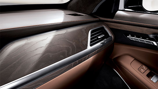 GENESIS G90 Design Features - Exceptional on the inside.
